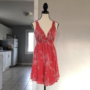 Forever 21 pink plunging dress